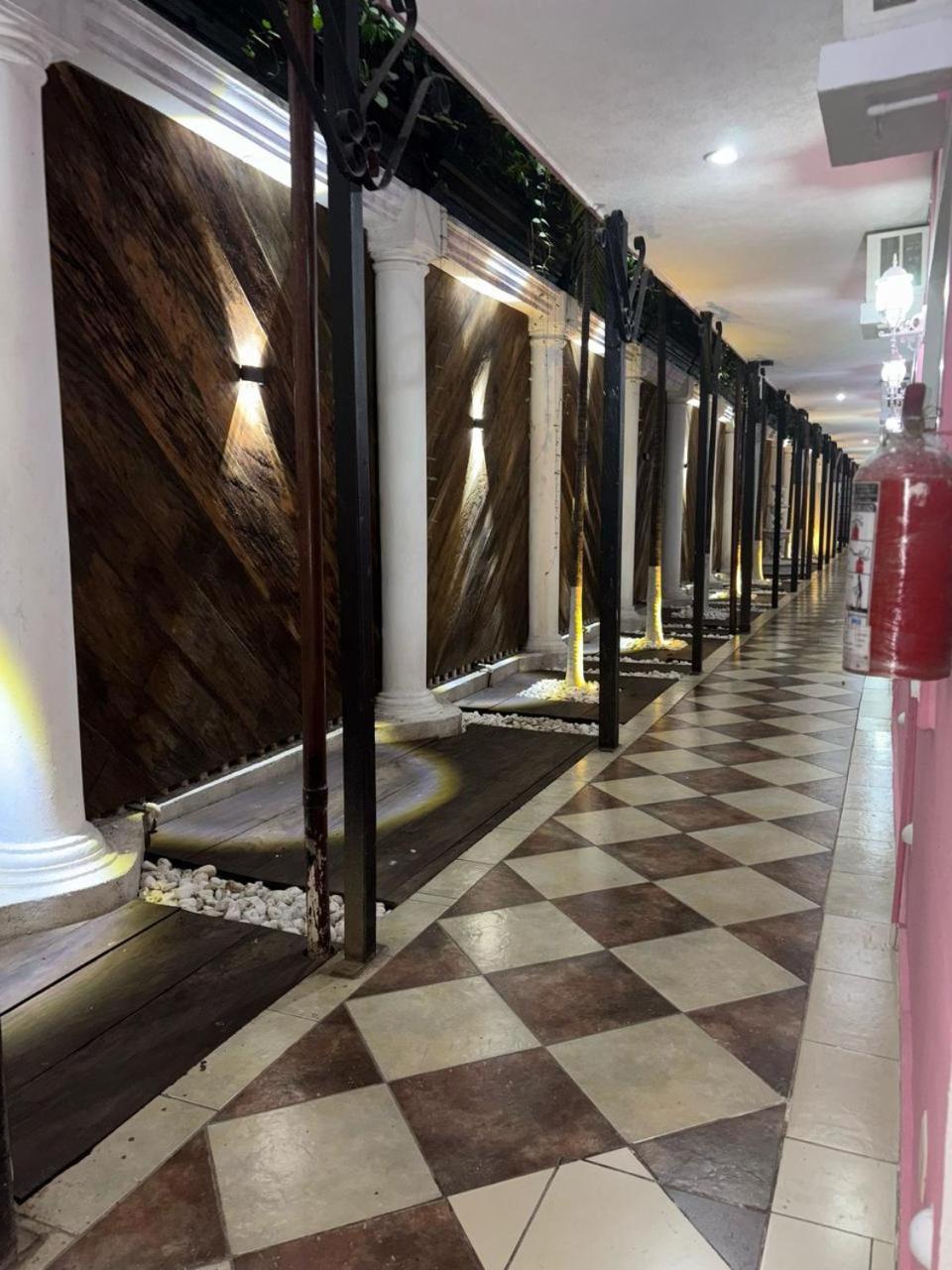 Hotel La Casona Villahermosa Esterno foto